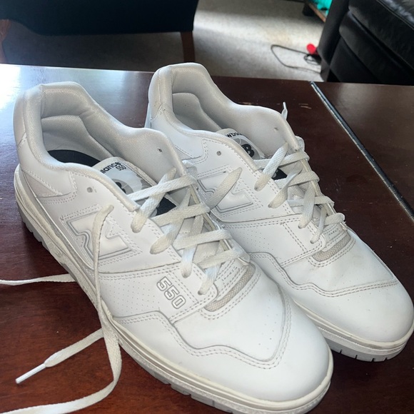 New Balance 550 - Picture 2 of 6